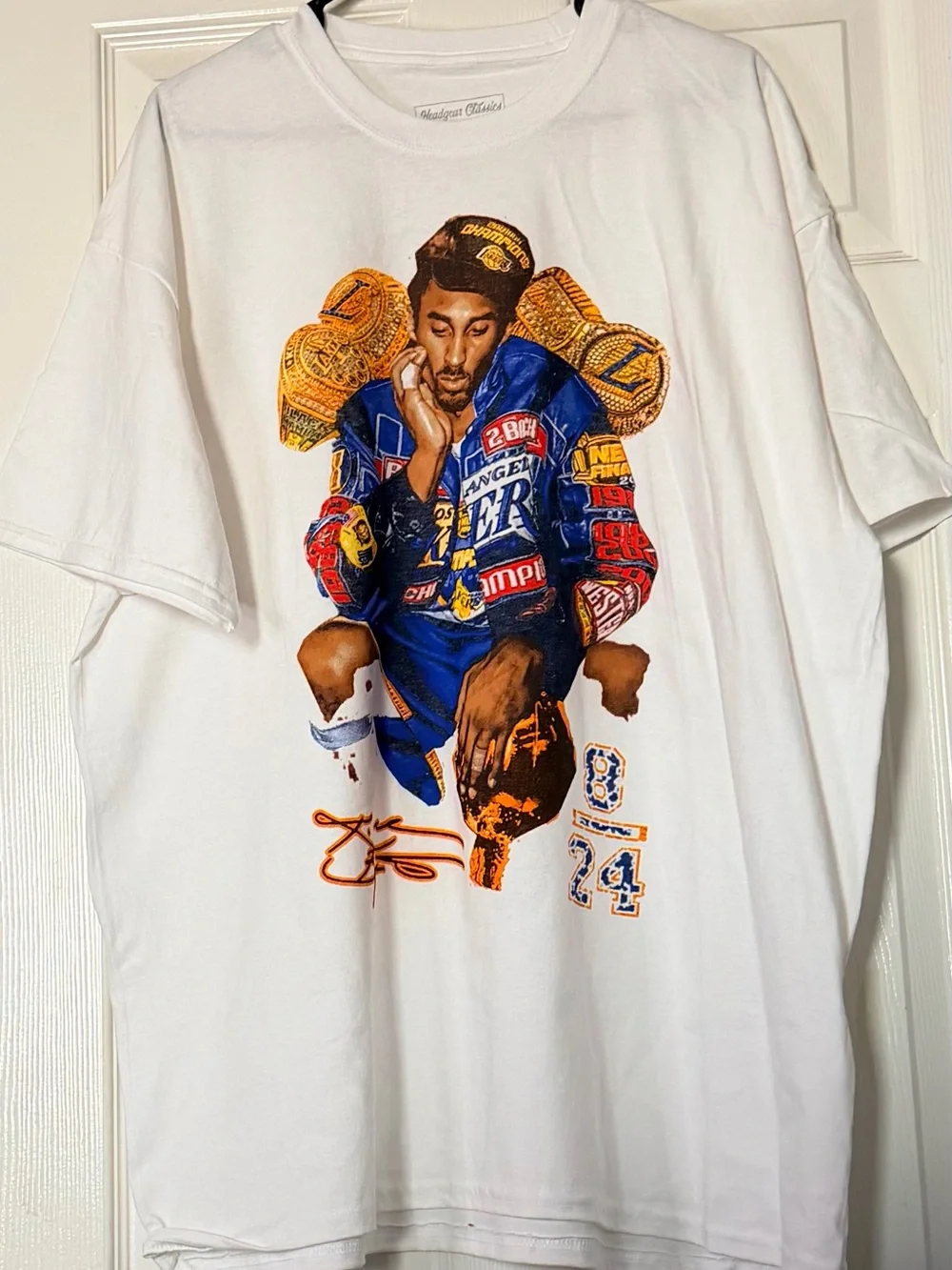 White Graphic Men’s T-Shirt with Multicolor Sports Illustration Kobe Bryant